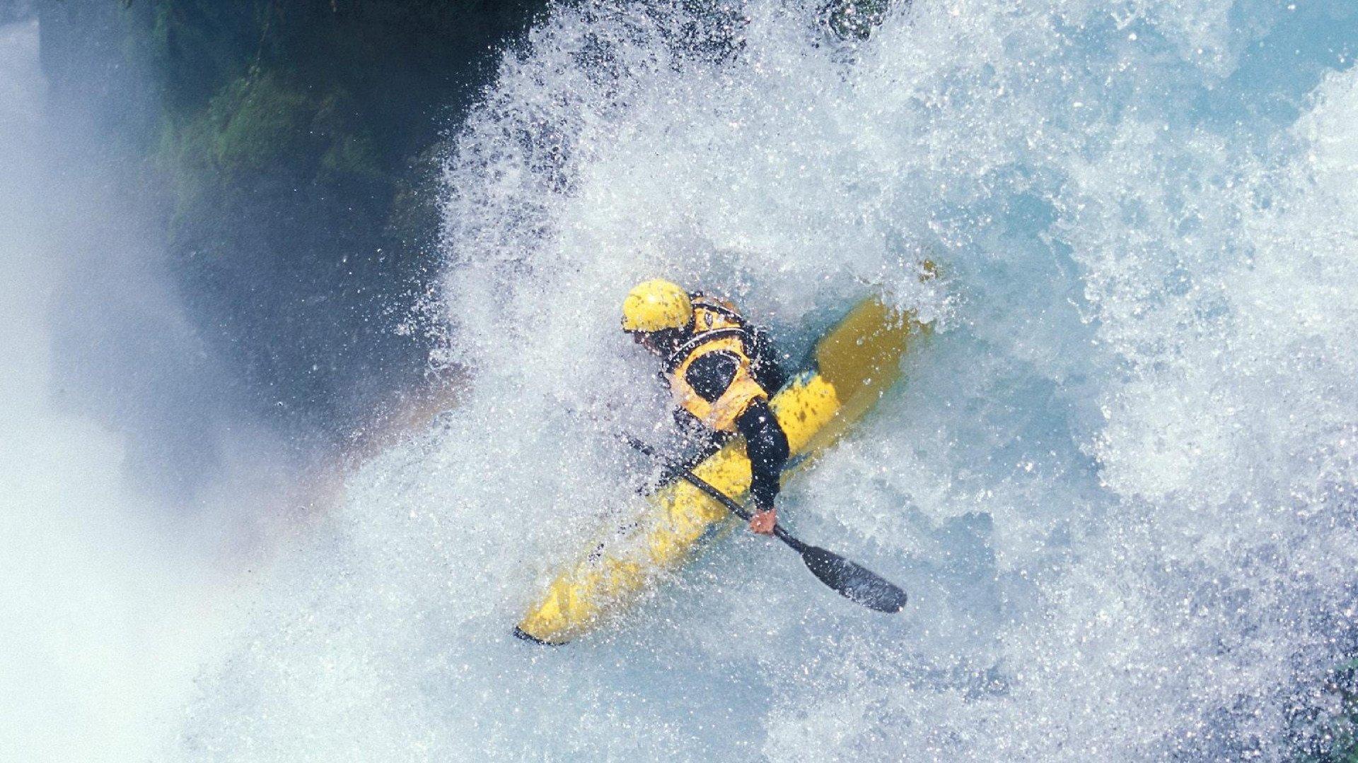 电竞产业蓬勃发展,全球赛事热潮掀起新体育革命