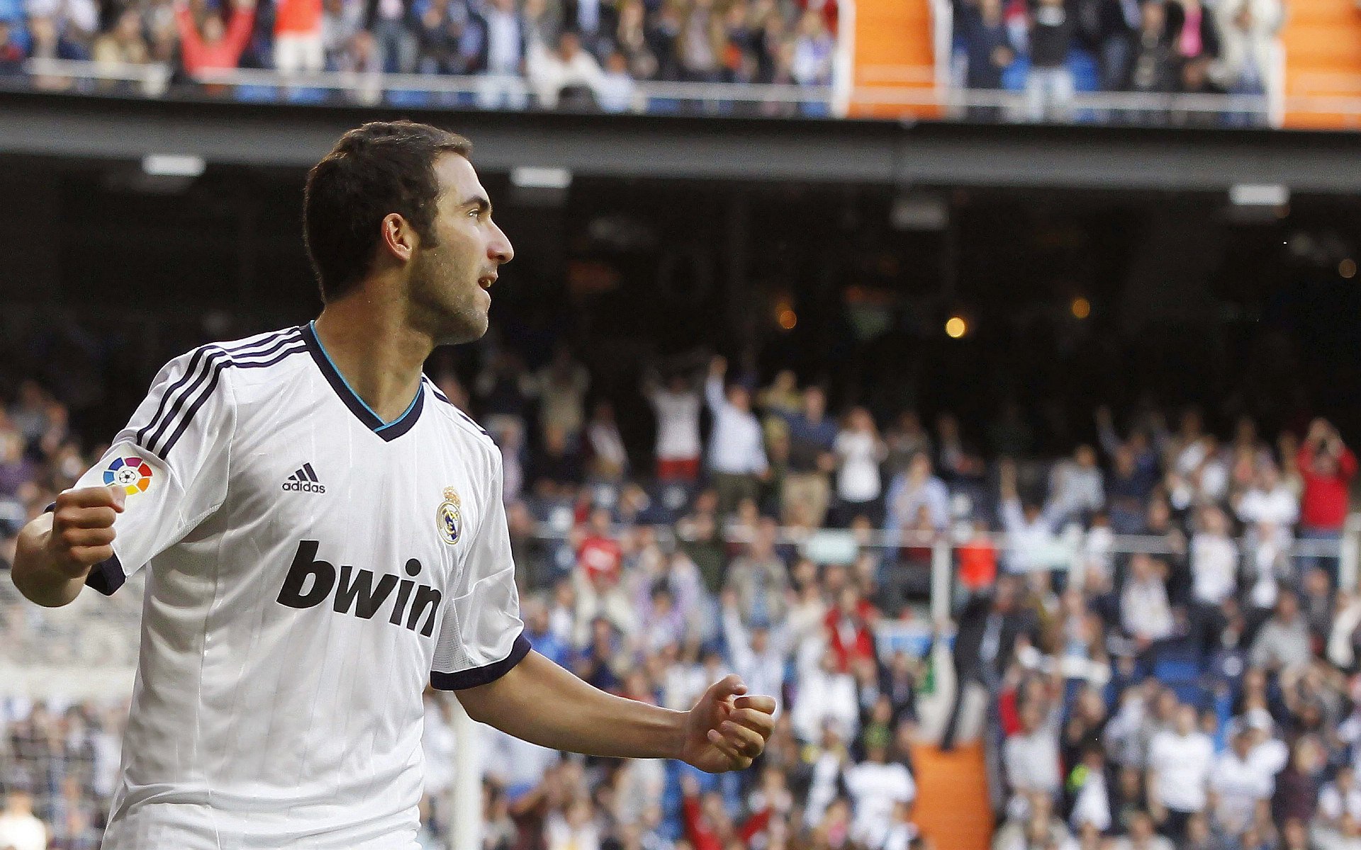 体育科技革新竞技场，智能装备与数据分析重塑运动员表现