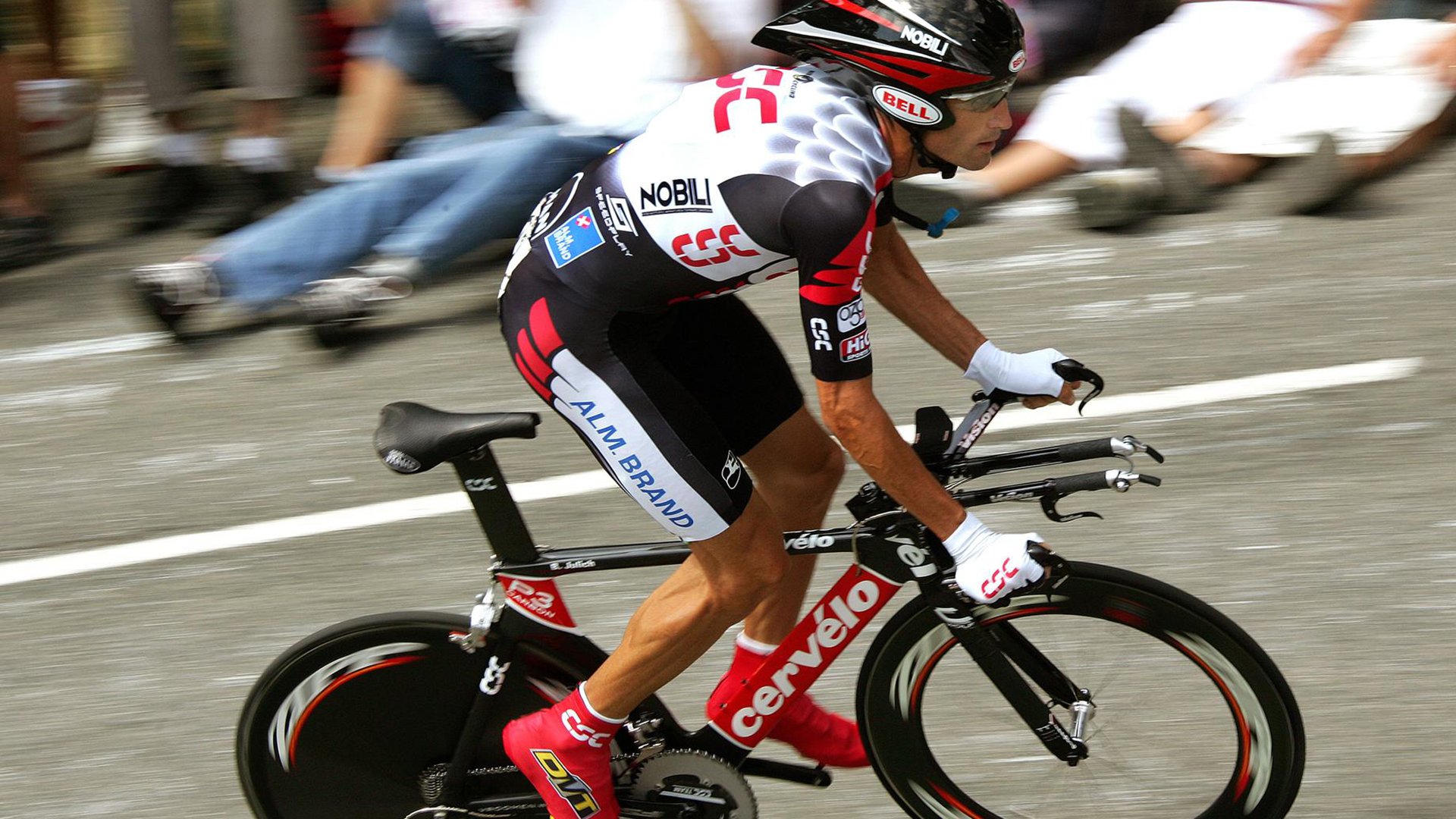 中国速度滑冰队备战冬奥会 新秀崛起老将再出发